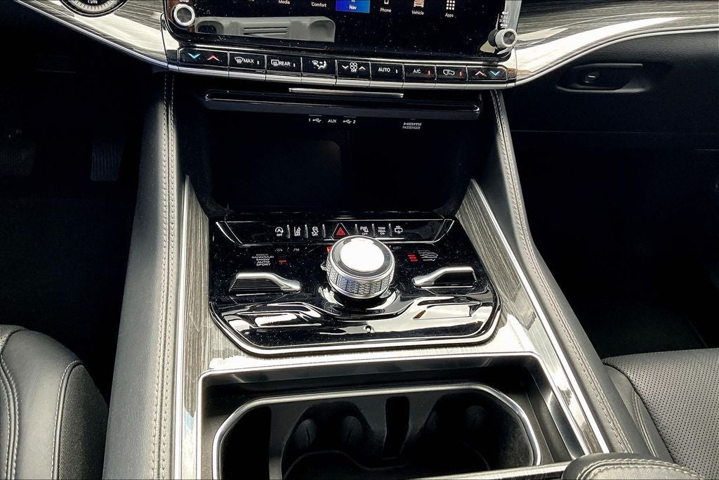 2022 Jeep Wagoneer Series III