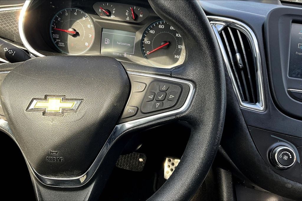 2017 Chevrolet Malibu LT 1LT