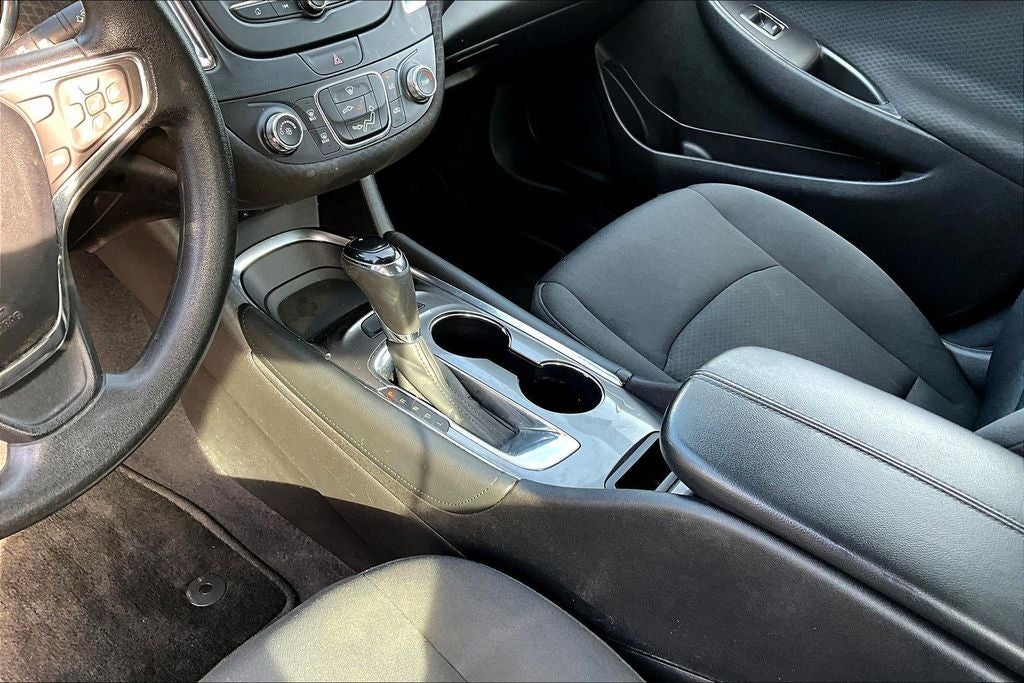 2017 Chevrolet Malibu LT 1LT