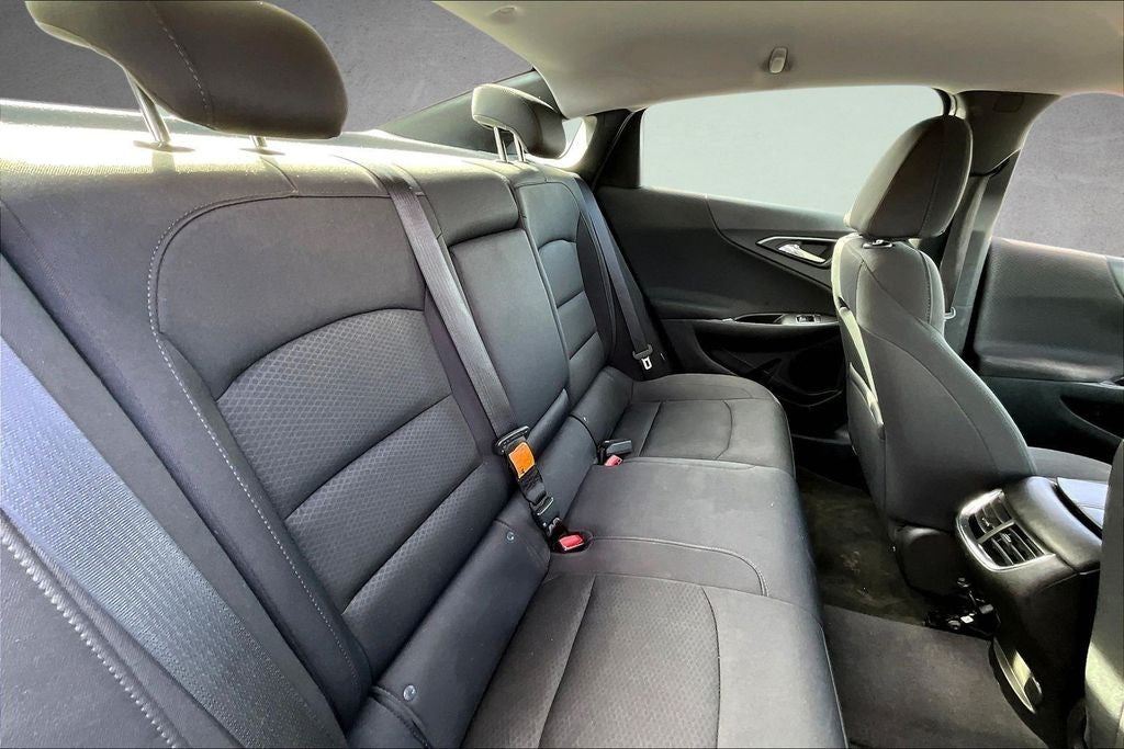 2017 Chevrolet Malibu LT 1LT
