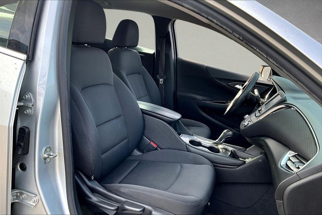 2017 Chevrolet Malibu LT 1LT