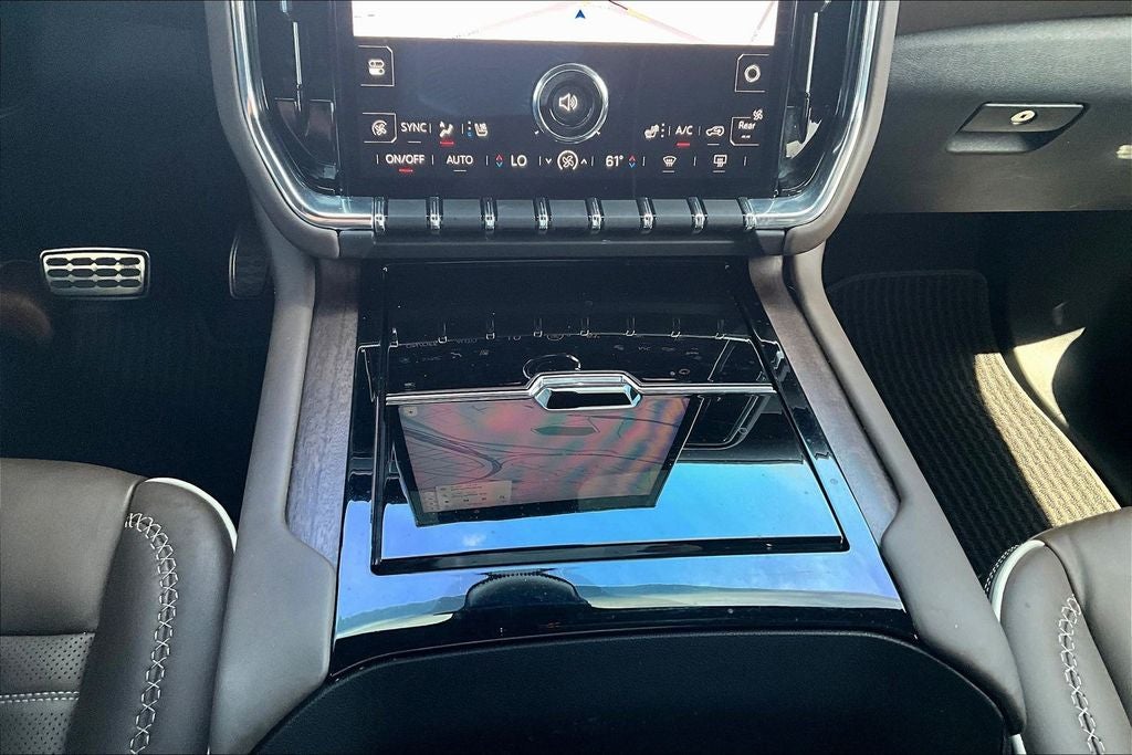 2025 GMC Yukon Denali Ultimate