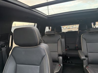 2022 GMC Yukon XL SLT