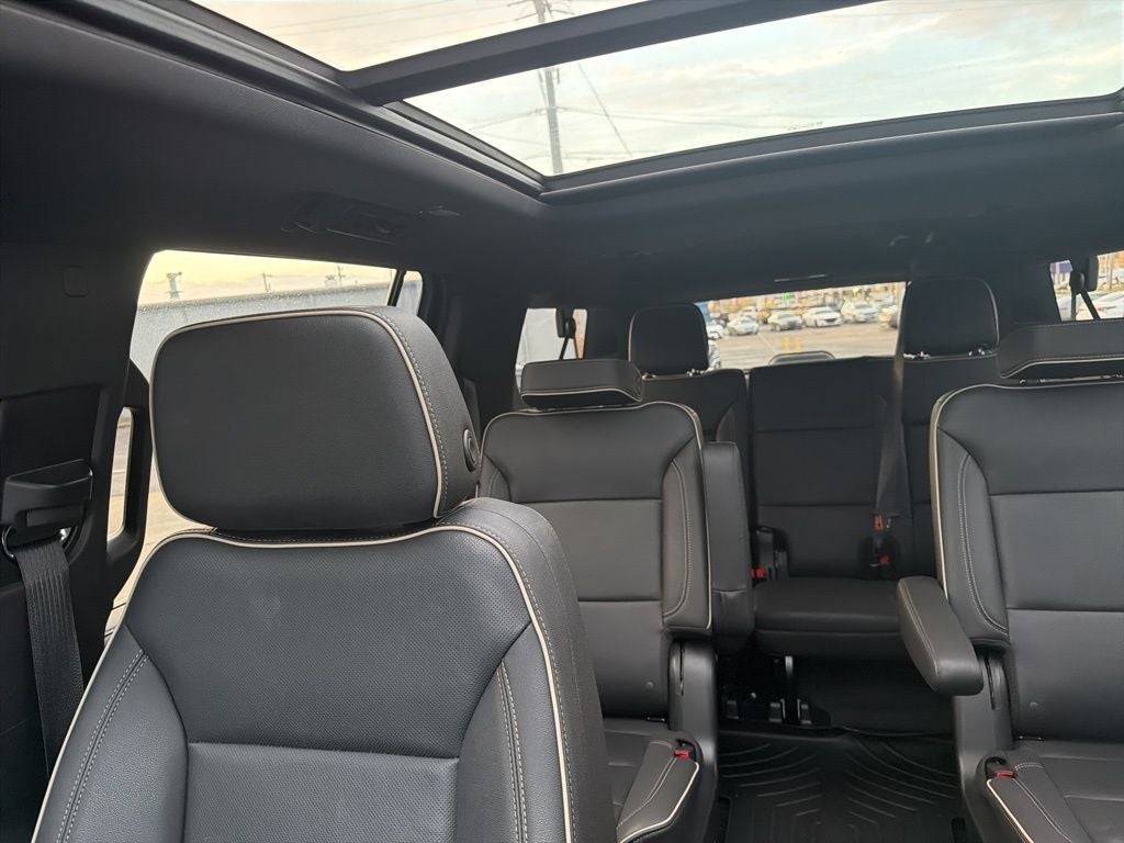 2022 GMC Yukon XL SLT