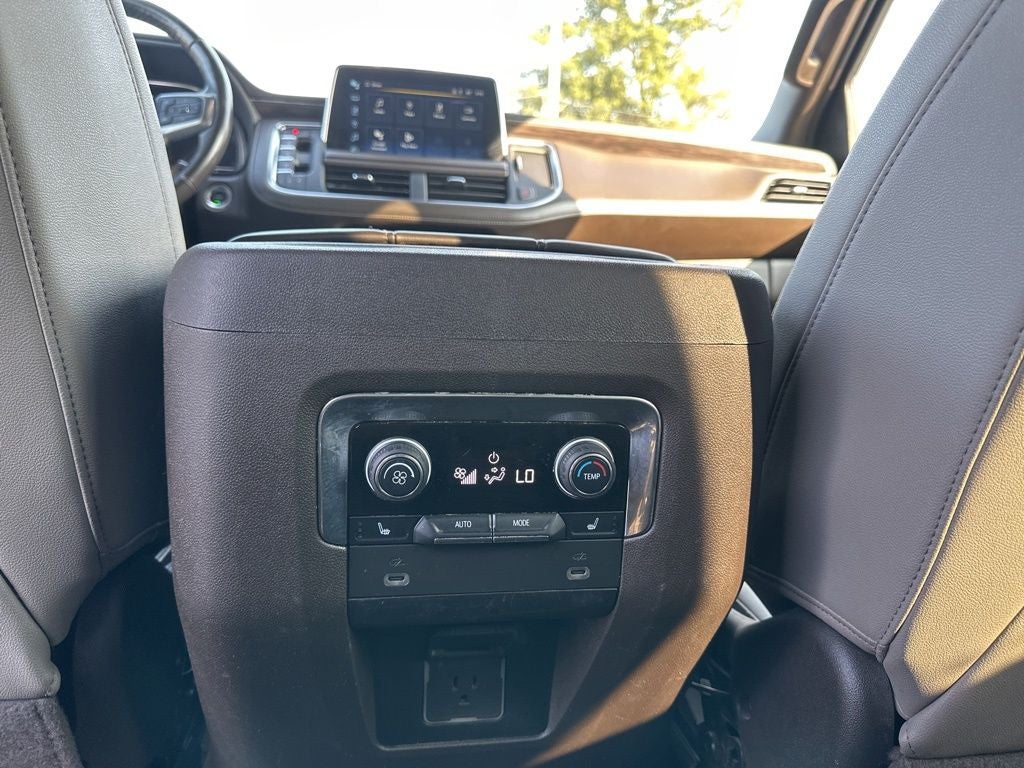 2022 Chevrolet Suburban LT