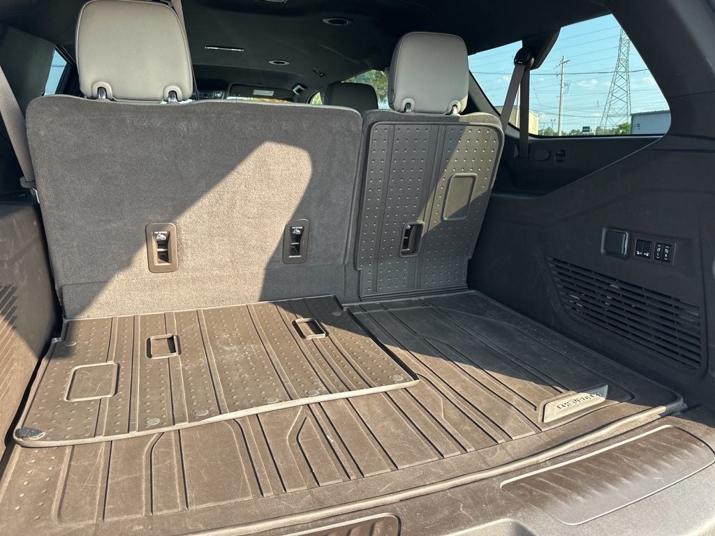 2022 Chevrolet Suburban LT