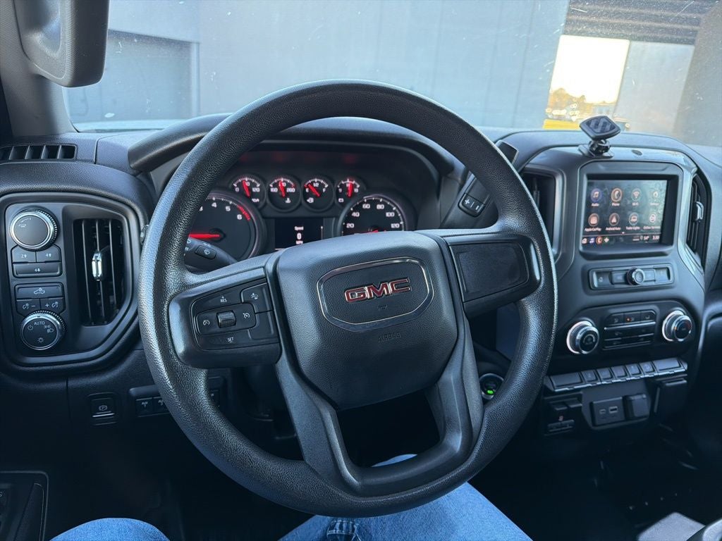 2024 GMC Sierra 2500HD Pro