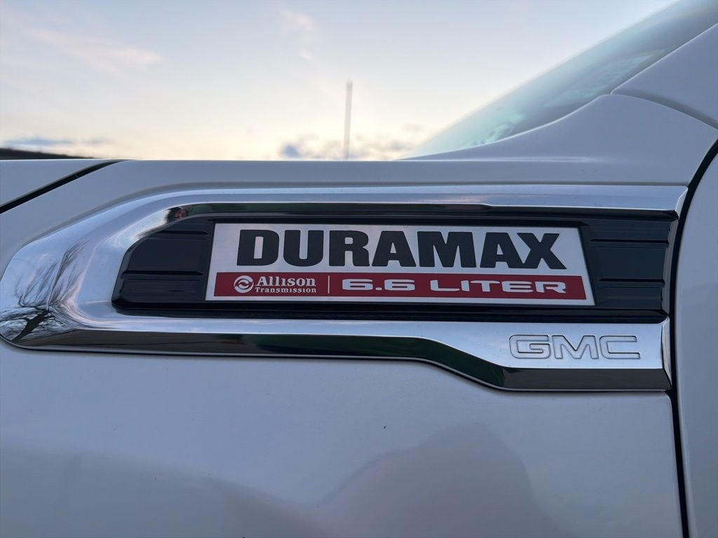 2023 GMC Sierra 2500HD Denali