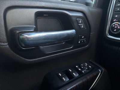 2023 GMC Sierra 2500HD Denali