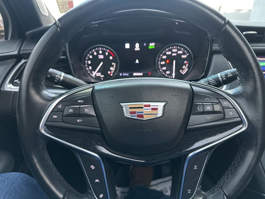 2021 Cadillac XT5 Premium Luxury