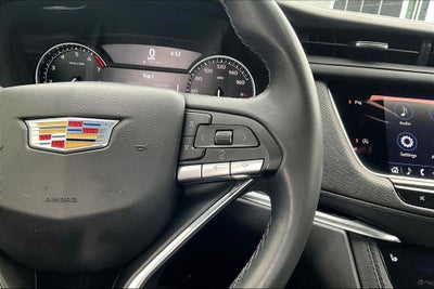 2023 Cadillac XT6 Luxury