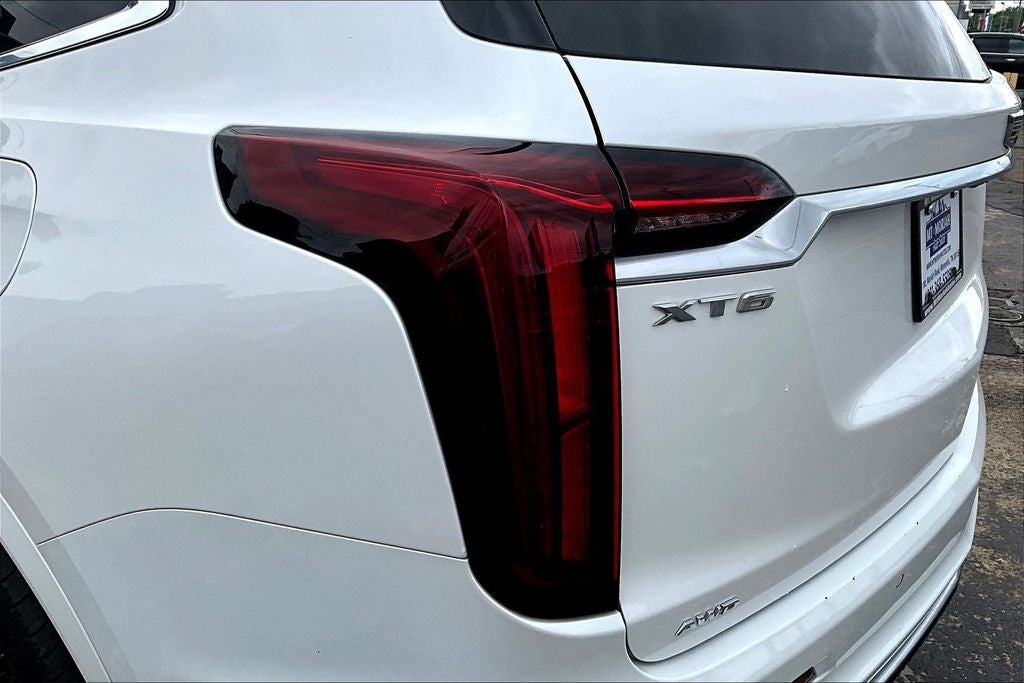 2023 Cadillac XT6 Luxury