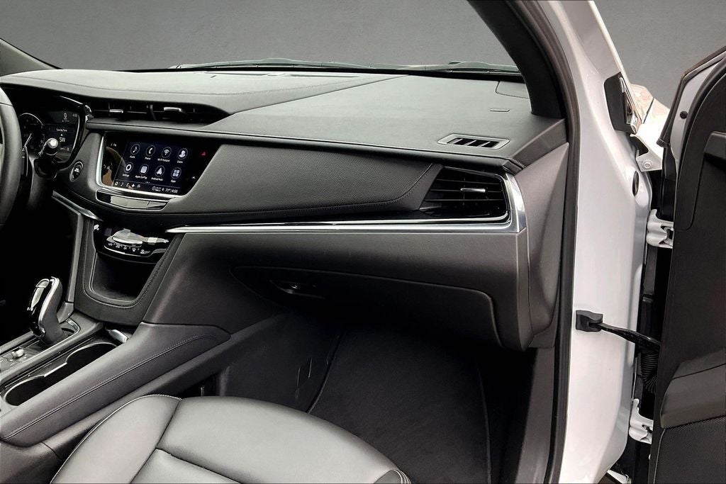 2023 Cadillac XT6 Luxury