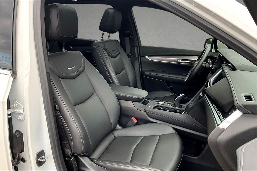 2023 Cadillac XT6 Luxury