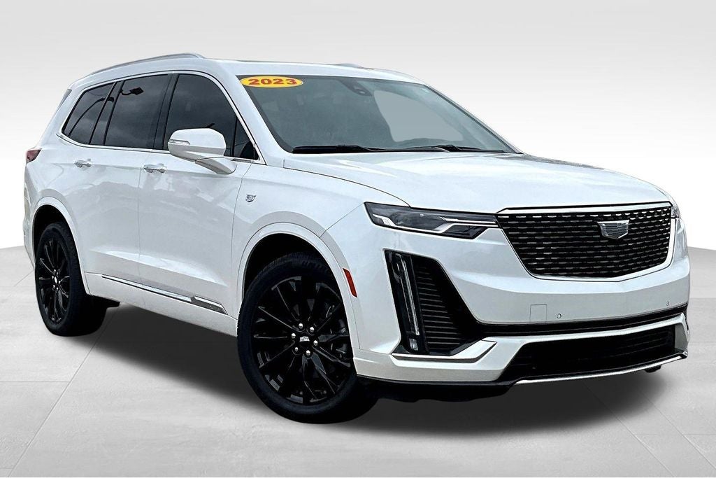 2023 Cadillac XT6 Luxury
