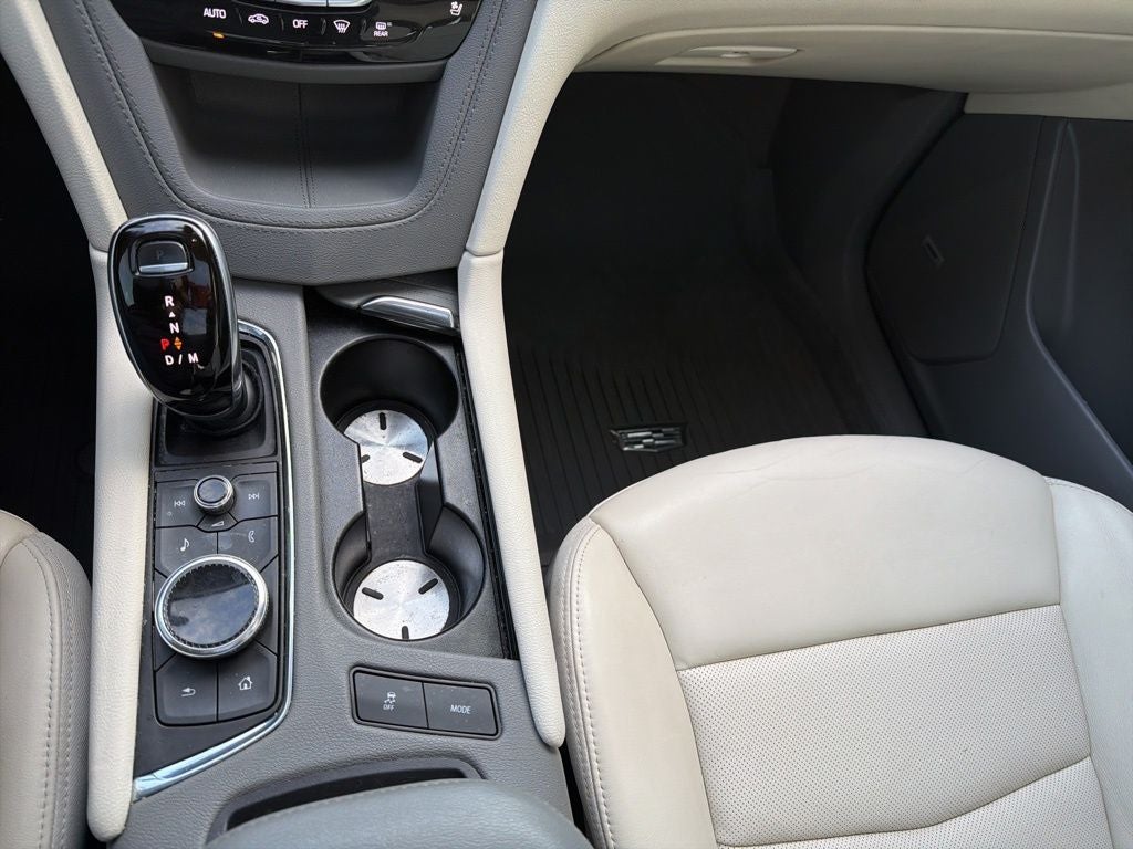 2021 Cadillac XT6 Premium Luxury