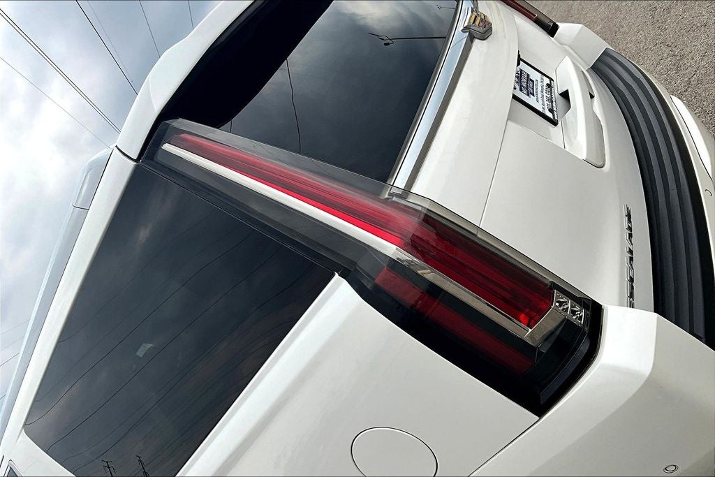 2017 Cadillac Escalade ESV Luxury