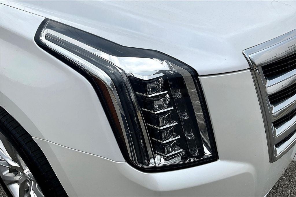 2017 Cadillac Escalade ESV Luxury