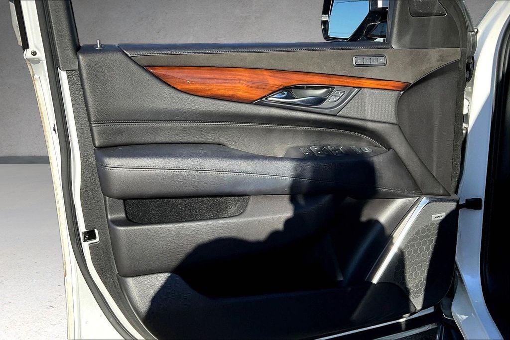 2019 Cadillac Escalade Luxury