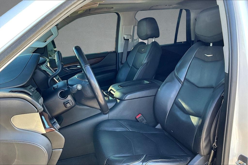 2019 Cadillac Escalade Luxury