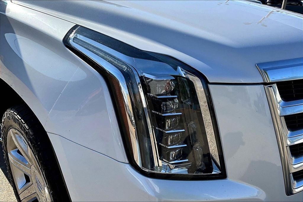 2019 Cadillac Escalade Luxury