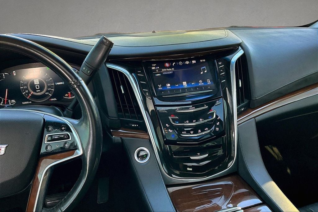 2019 Cadillac Escalade Luxury