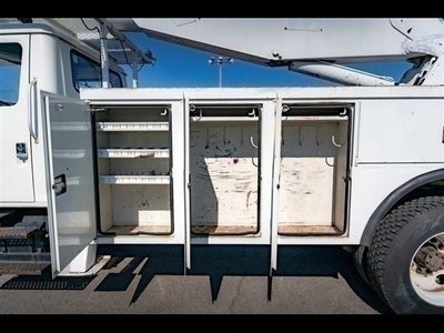 2001 International 4700 Bucket Truck