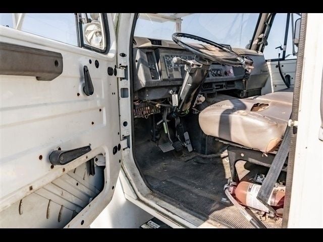 2001 International 4700 Bucket Truck