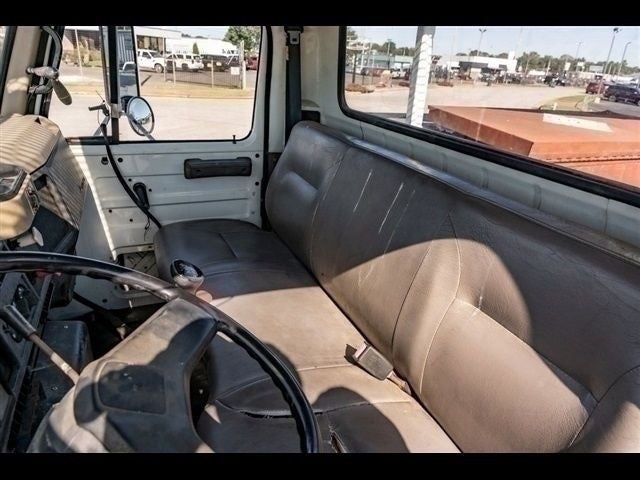 2001 International 4700 Bucket Truck