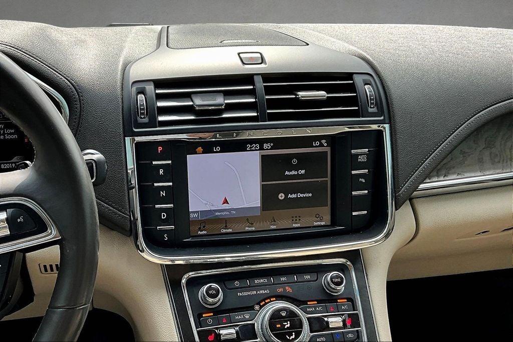 2017 Lincoln Continental Select