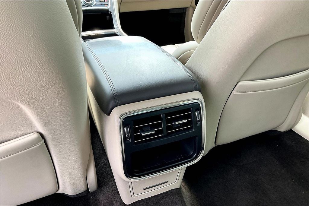 2017 Lincoln Continental Select