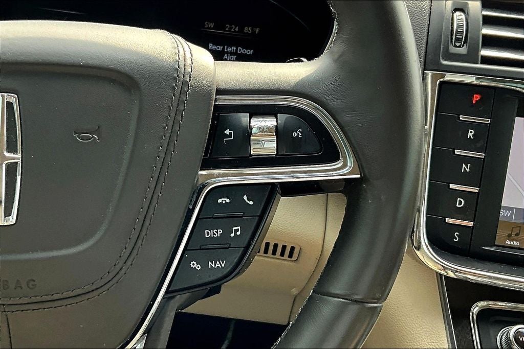 2017 Lincoln Continental Select