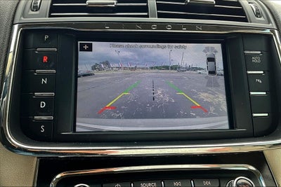 2017 Lincoln Continental Select
