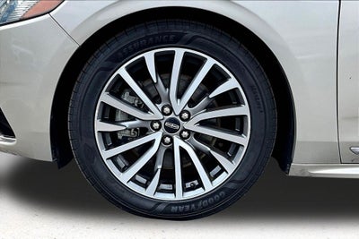 2017 Lincoln Continental Select