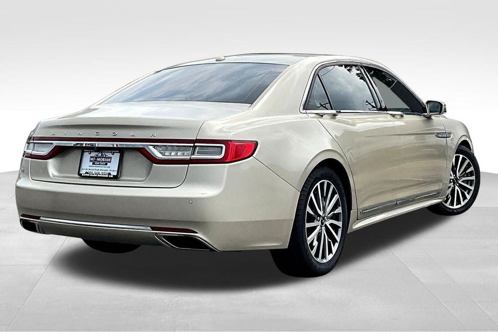 2017 Lincoln Continental Select