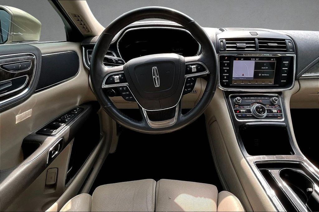 2017 Lincoln Continental Select