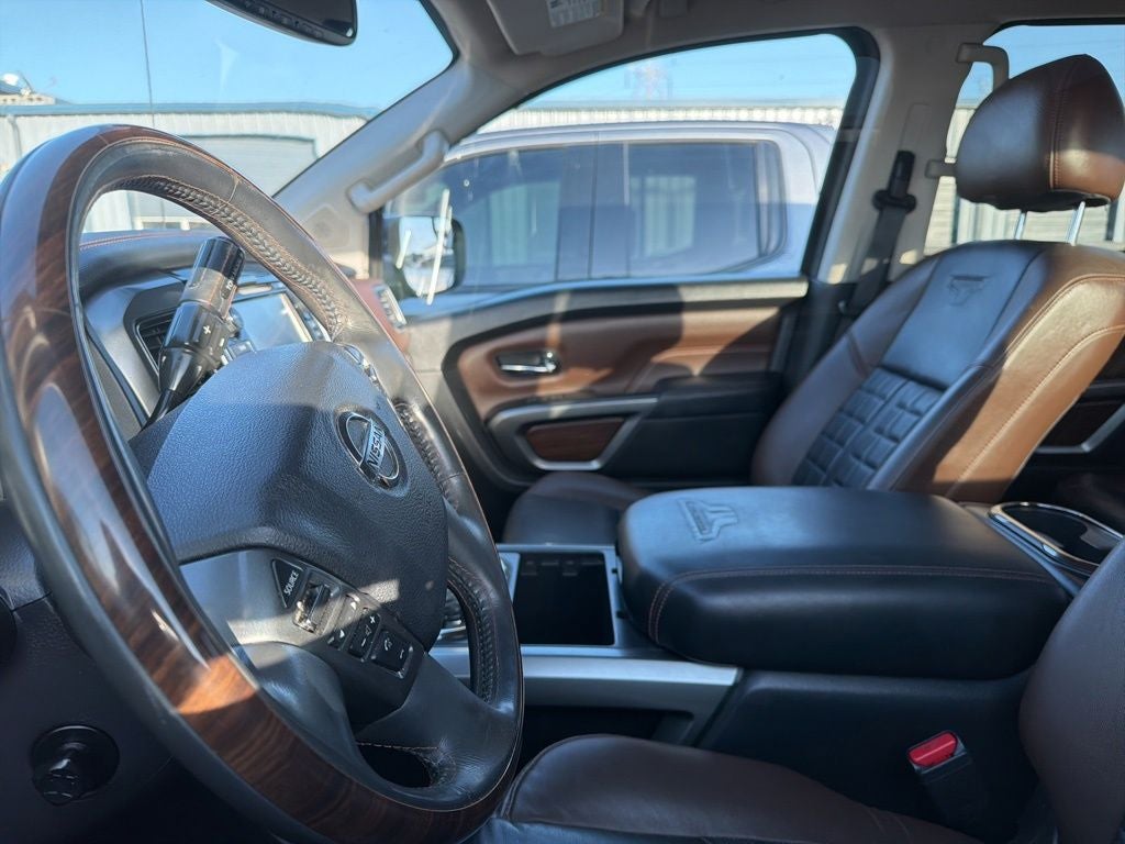 2017 Nissan Titan Platinum Reserve