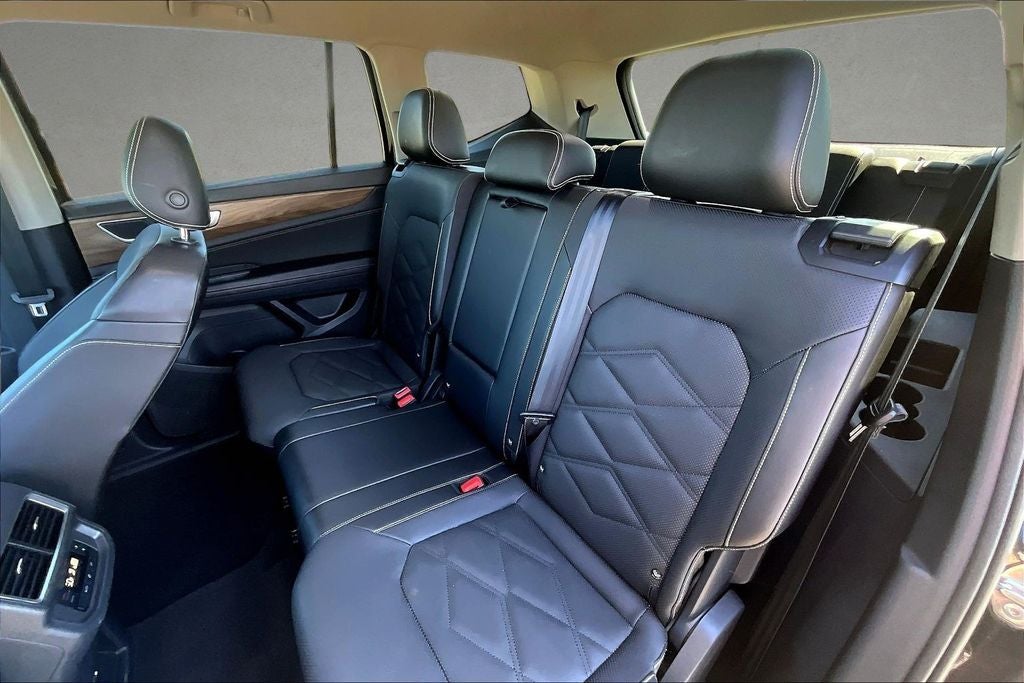2024 Volkswagen Atlas 2.0T SE