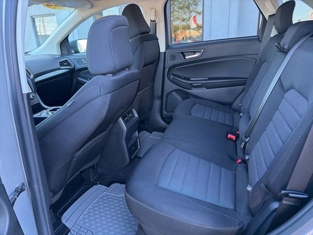 2023 Ford Edge SE