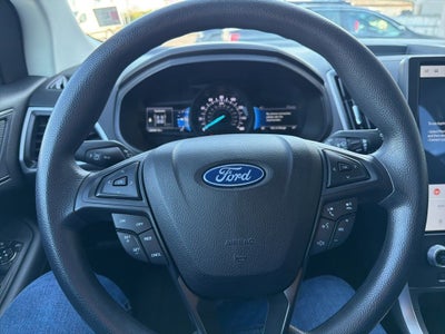 2023 Ford Edge SE
