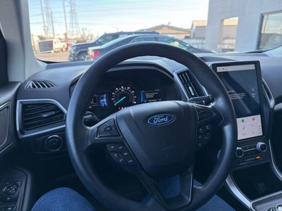 2023 Ford Edge SE