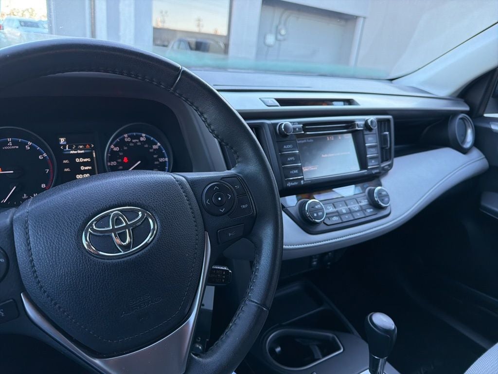 2017 Toyota RAV4 XLE