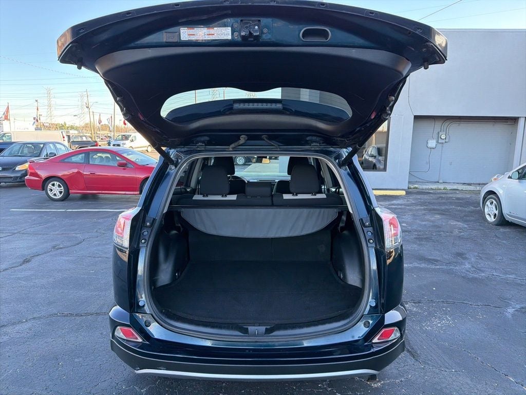 2017 Toyota RAV4 XLE