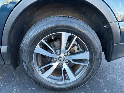 2017 Toyota RAV4 XLE