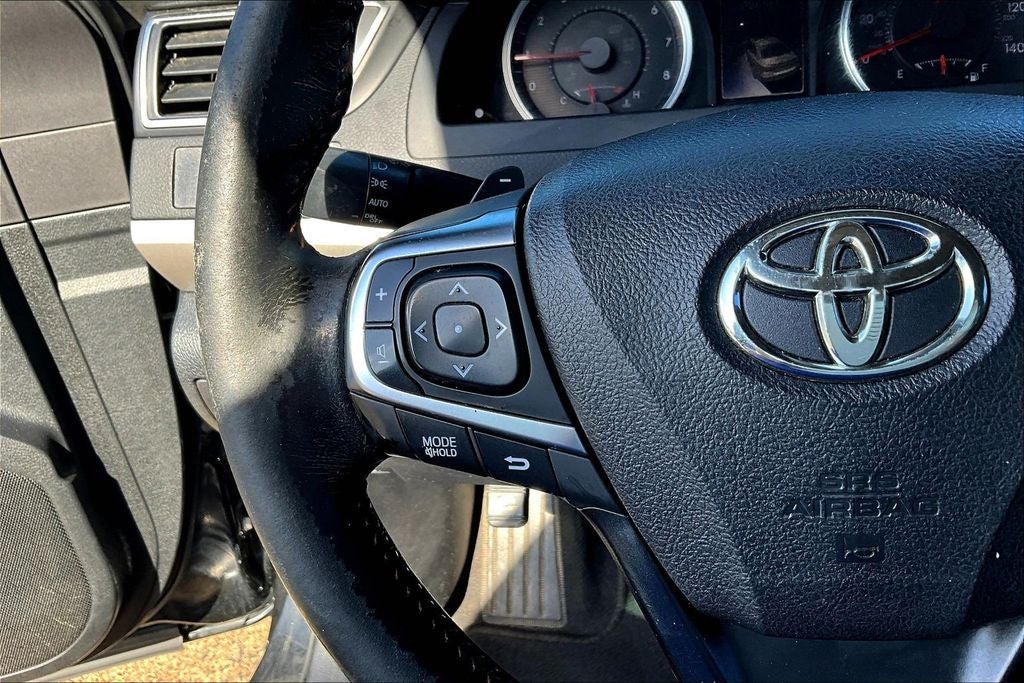 2015 Toyota Camry SE