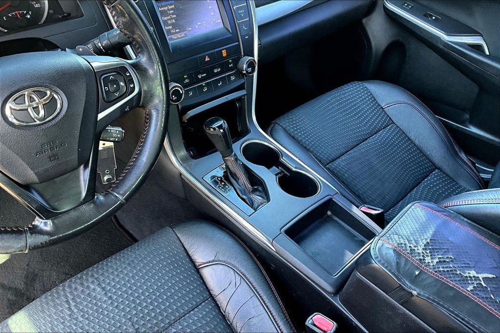 2015 Toyota Camry SE