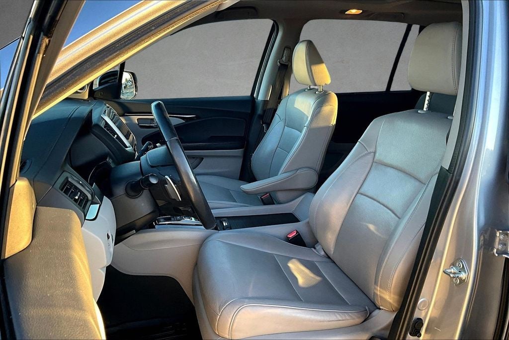 2017 Honda Pilot Elite