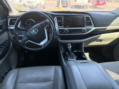 2017 Toyota Highlander Limited Platinum