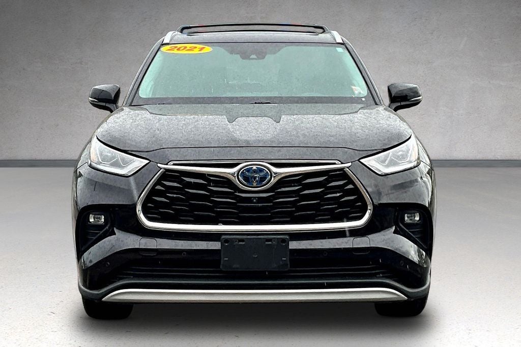 2021 Toyota Highlander Hybrid Platinum