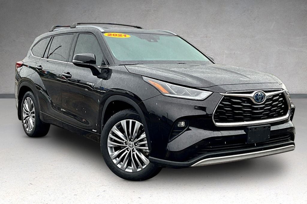 2021 Toyota Highlander Hybrid Platinum